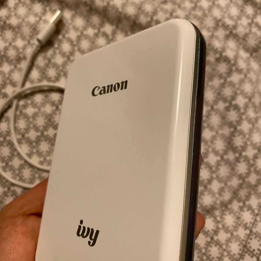 Mini canon printer - Picture 3 of 5